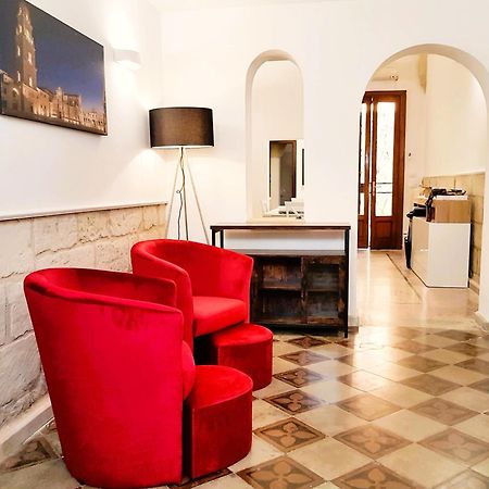 Willa Casa Dante Deliziosa Casa A Due Passi Dal Centro Lecce Zewnętrze zdjęcie