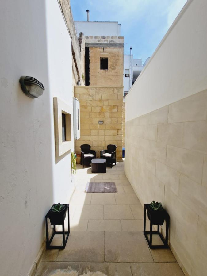 Willa Casa Dante Deliziosa Casa A Due Passi Dal Centro Lecce Zewnętrze zdjęcie