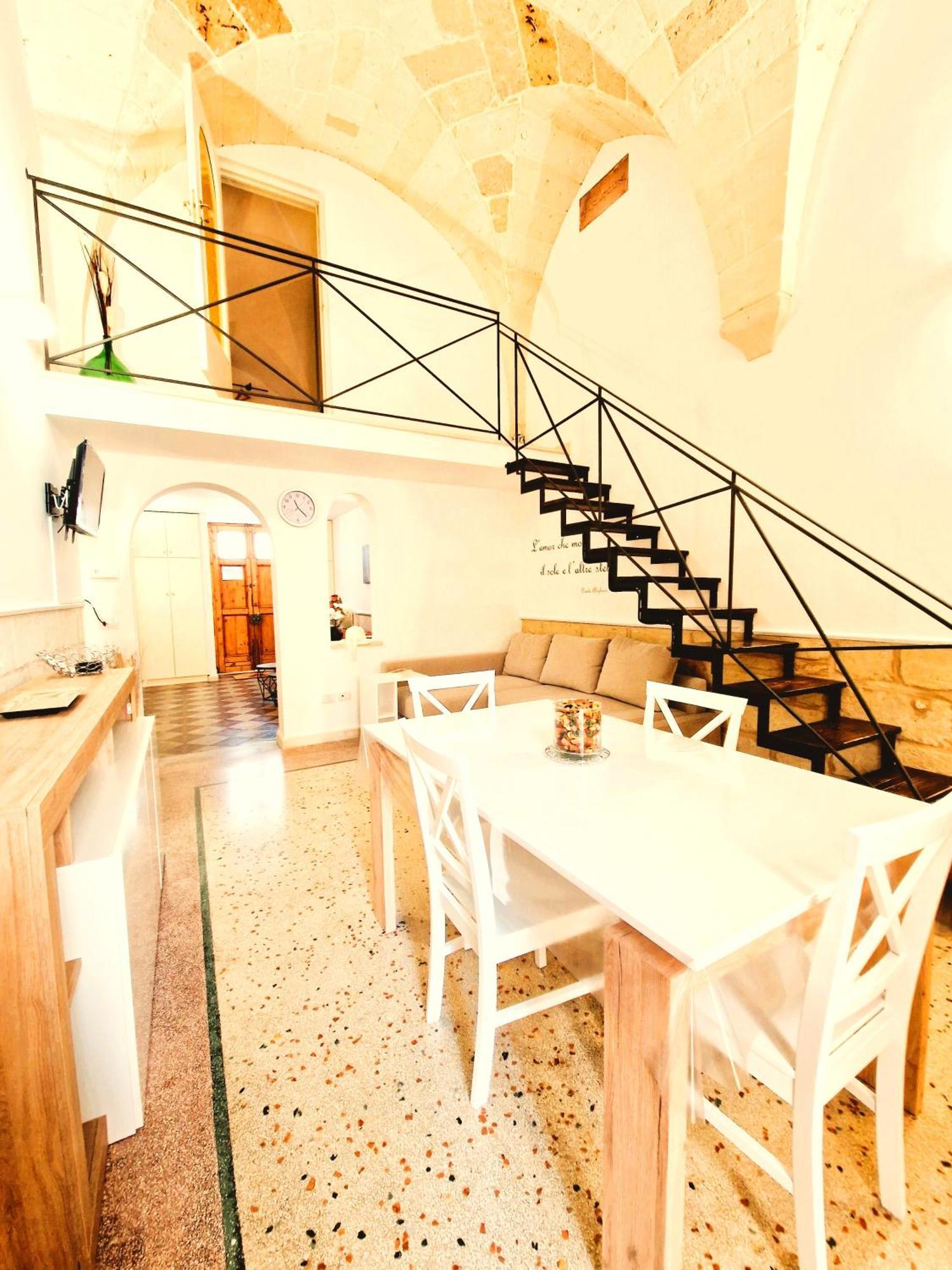 Willa Casa Dante Deliziosa Casa A Due Passi Dal Centro Lecce Zewnętrze zdjęcie