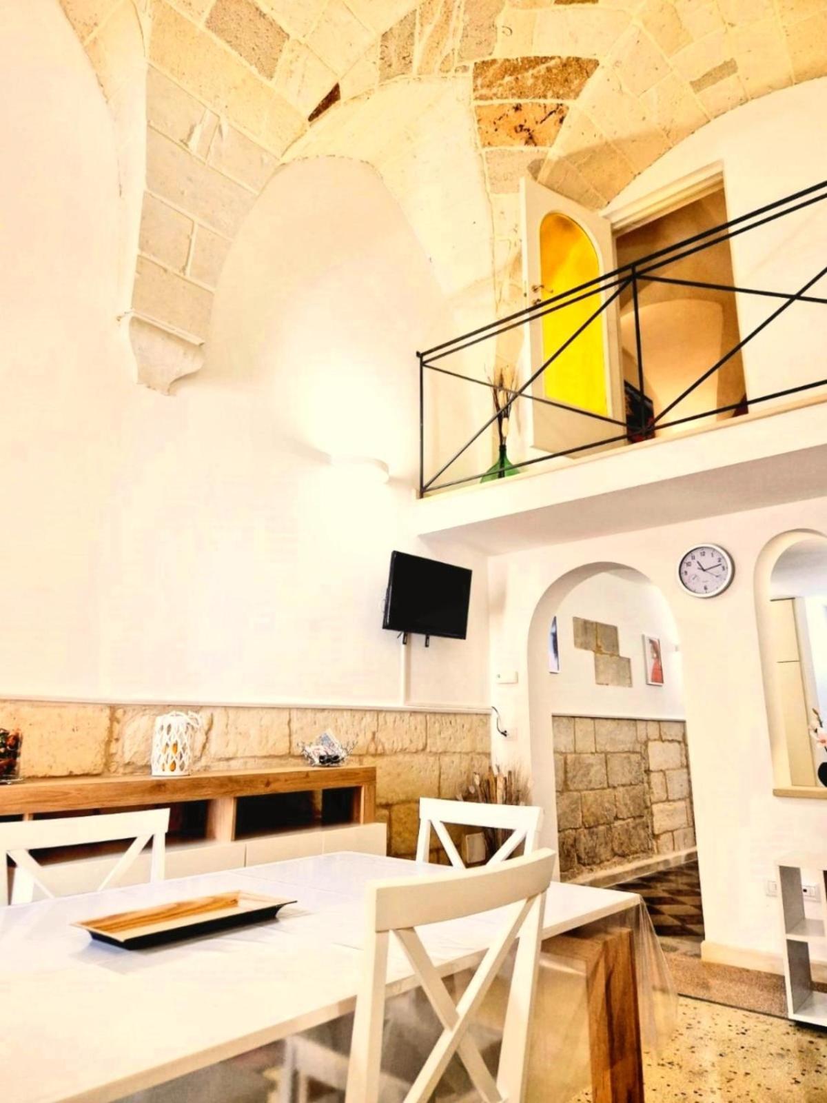 Willa Casa Dante Deliziosa Casa A Due Passi Dal Centro Lecce Zewnętrze zdjęcie