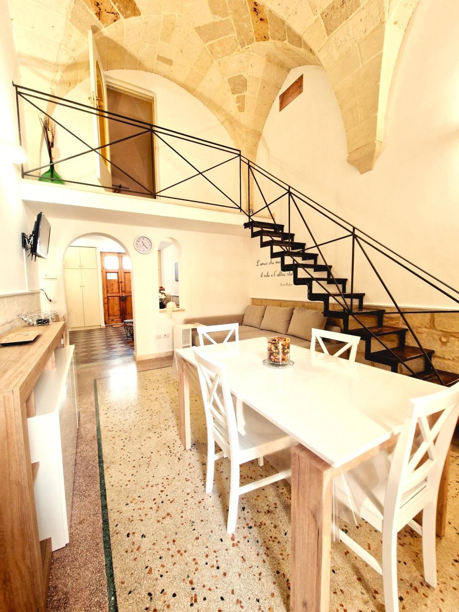 Willa Casa Dante Deliziosa Casa A Due Passi Dal Centro Lecce Zewnętrze zdjęcie